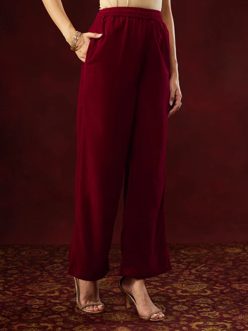 Saheli Women's Red Velvet Zari Yoke Embroidered Straight Kurta Set