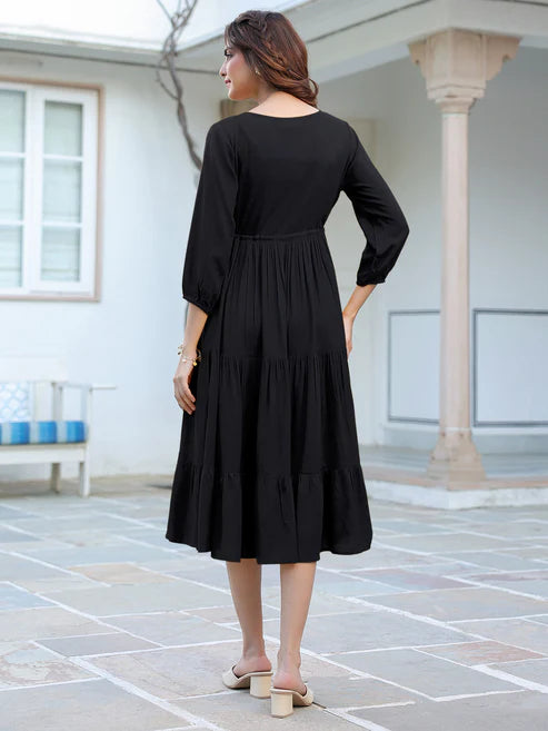 Saheli Black Rayon Solid Tiered Dress
