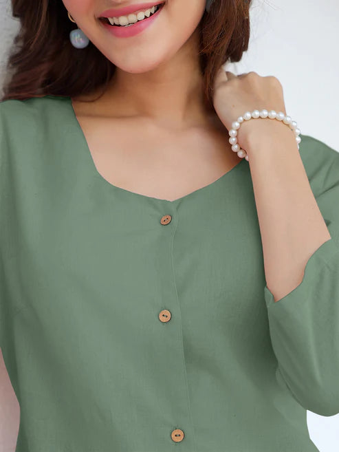 Saheli Green Cotton Solid Straight Dress