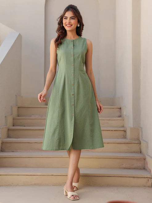 Saheli Green Cotton Solid A-line Dress