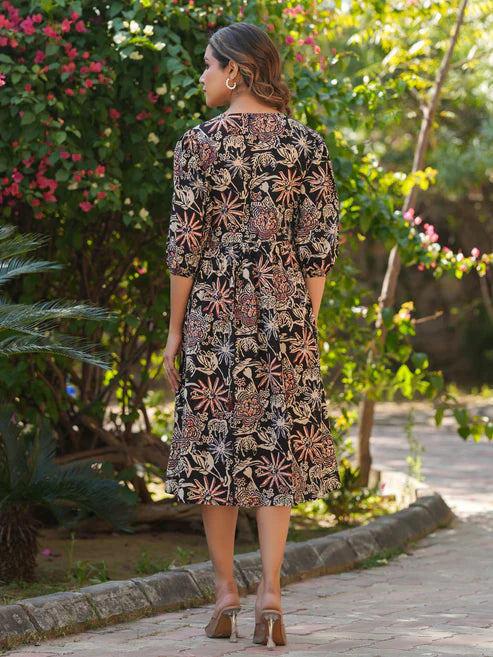 Saheli Black Pure Cotton Floral Printed A-line Dress