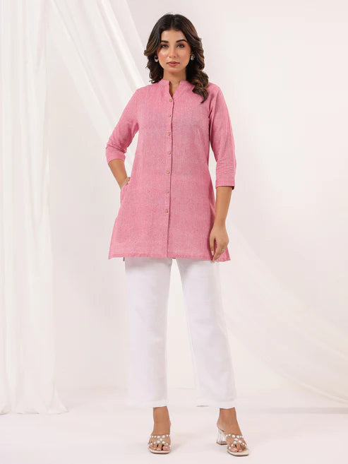 Saheli Women's Pink Cotton Solid Straight Short Kurti