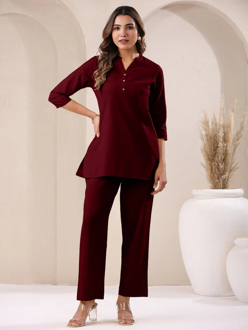 Saheli Maroon Cotton Blend Solid Straight Pant