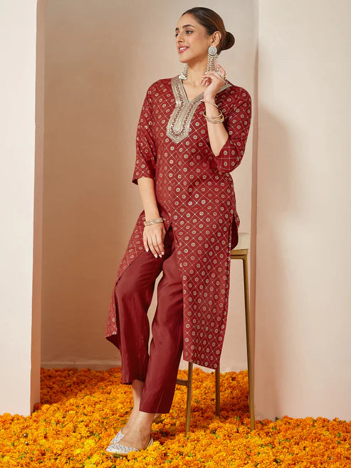 Saheli Women's Maroon Chanderi Silk Embellished Gold Printed Front Slit Kurta Pant Set