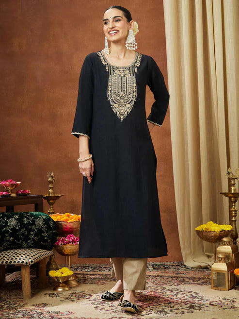 Saheli Women's Black Silk Blend Zari Yoke Embroidered Straight Kurta