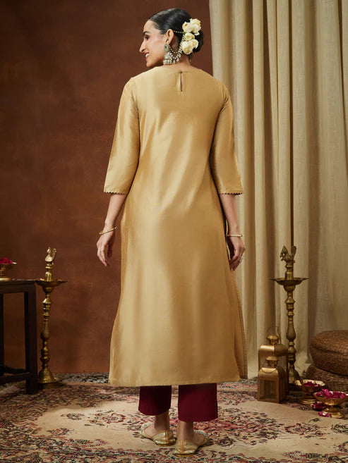 Saheli Women's Beige Chanderi Silk Zari Yoke Embroidered Straight Kurta