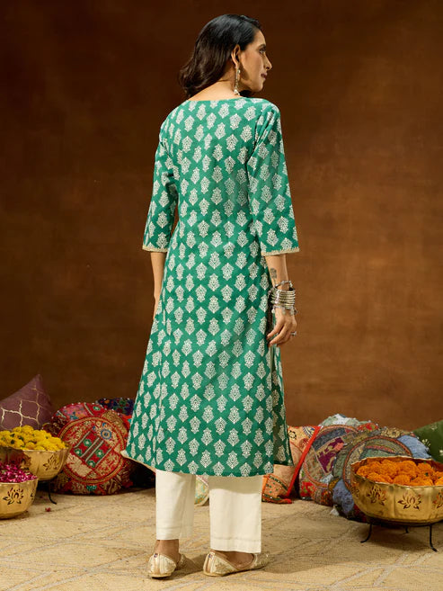 Saheli Women's Green Pure Cotton Ethnic Motifs Printed Straight Kurta