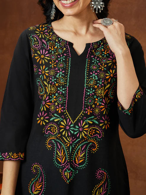 Saheli Women's Black Pure Cotton Paisley Printed Straight Kurta Set