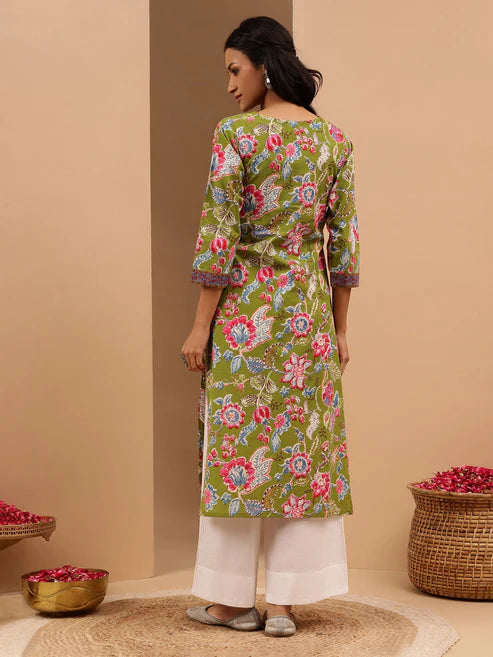 Saheli Women's Green Pure Cotton Floral Printed Straight Kurta