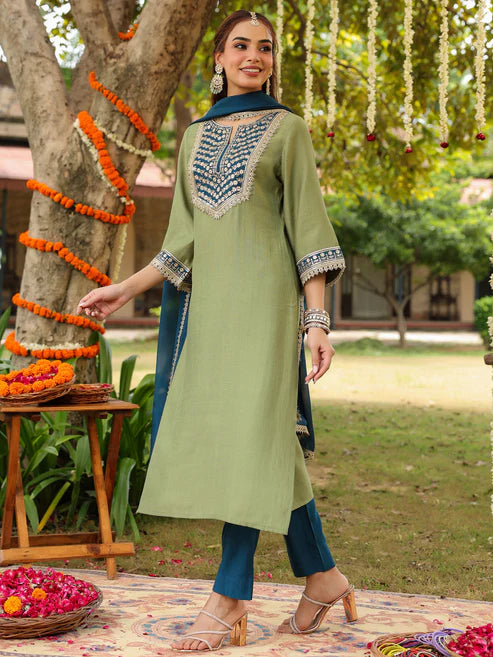 Saheli Women's Sage Green Silk Blend Zari Embroidered Straight Kurta Set