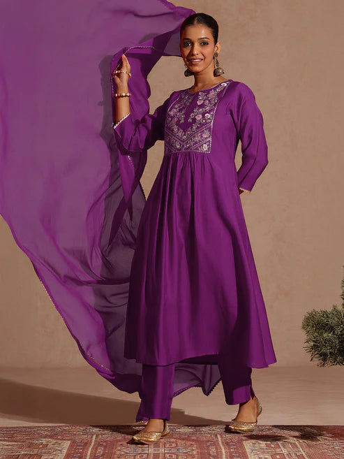 Saheli Women's Purple Silk Blend Yoke Embroidered A-line Kurta Set