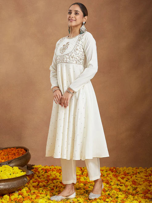 Saheli Women's Off White Chanderi Silk Embroidered A-line Kurta Set