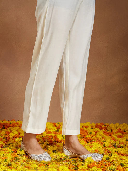 Saheli Women's Off White Chanderi Silk Embroidered A-line Kurta Set