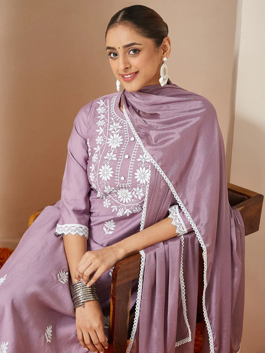 Saheli Women's Lavender Silk Blend Embroidered Straight Kurta Set