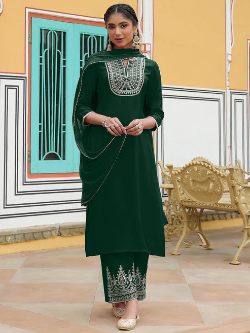 Saheli Women's Dark Green Chanderi Silk Zari Embroidered Straight Kurta Set