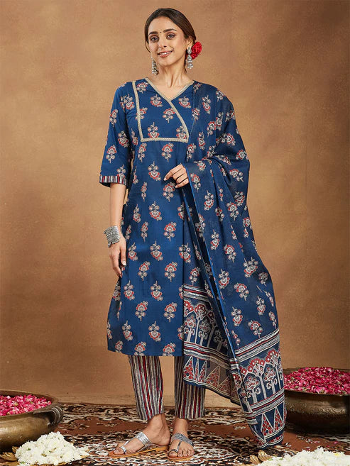 Saheli Women's Blue Pure Cotton Floral Printed Straight Kurta Set