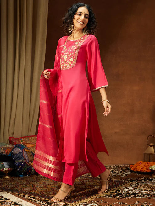 Saheli Women's Pink Chanderi Silk Zari Yoke Embroidered Straight Kurta Set