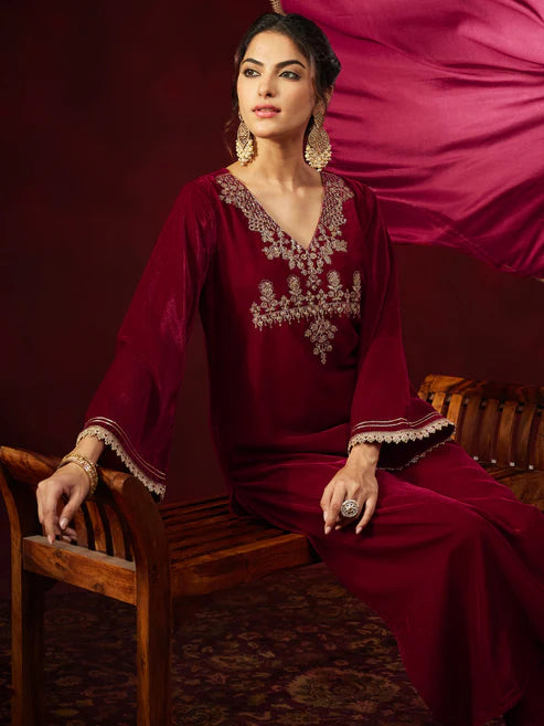 Saheli Women's Red Velvet Zari Yoke Embroidered Straight Kurta Set