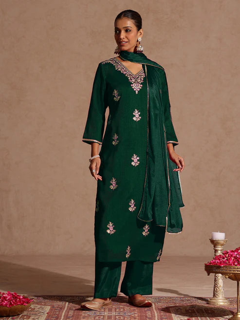 Saheli Women's Bottle Green Silk Blend Zari Embroidered Straight Kurta Set