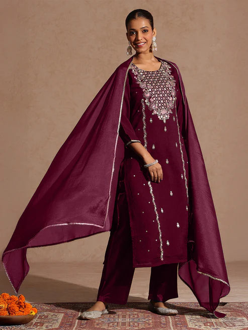 Saheli Women's Maroon Silk Blend Embroidered Straight Kurta Set