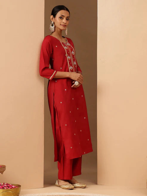 Saheli Women's Red Chanderi Silk Zari Embroidered Straight Kurta Pant Set