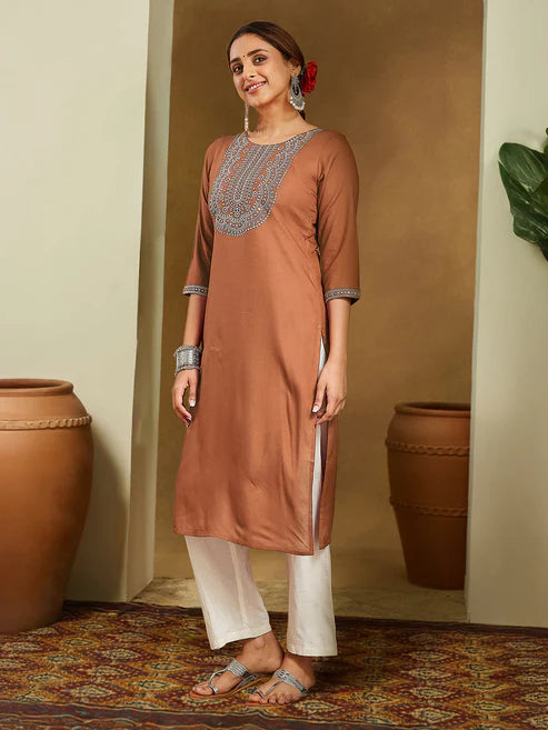 Saheli Women's Brown Rayon Embroidered Straight Kurta