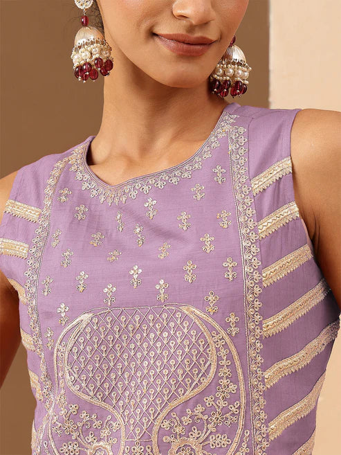 Saheli Women's Wine Chanderi Silk Zari Yoke Embroidered Straight Kurta