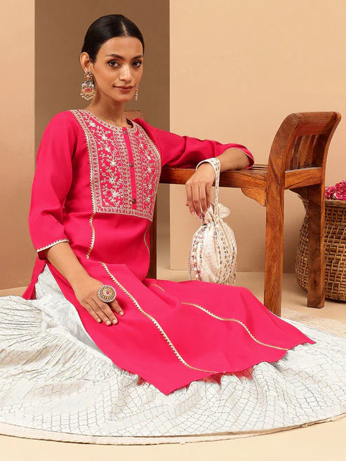 Saheli Women's Pink Chanderi Silk Zari Yoke Embroidered Straight Kurta