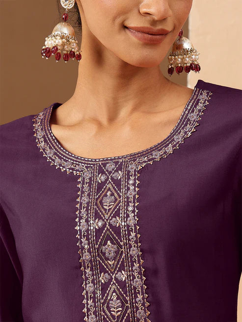 Saheli Women's Wine Chanderi Silk Zari Yoke Embroidered Straight Kurta