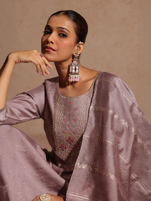 Saheli Women's Brown Silk Blend Embellished Straight Kurta Set