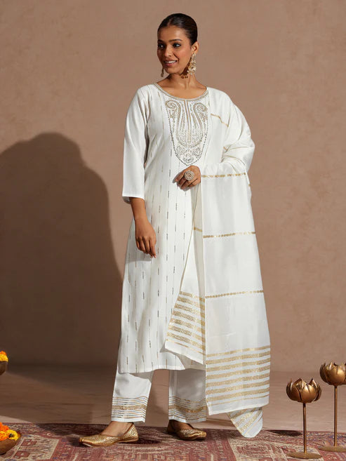 Saheli Women's Off White Silk Blend Embellished Zari Embroidered Straight Kurta Set