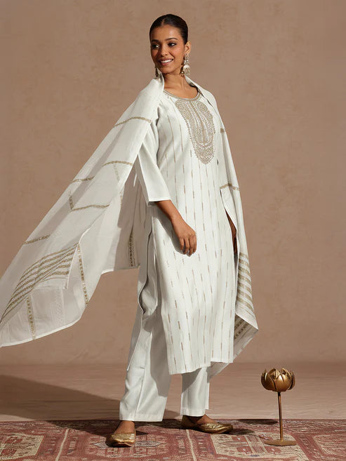 Saheli Women's Off White Silk Blend Embellished Zari Embroidered Straight Kurta Set