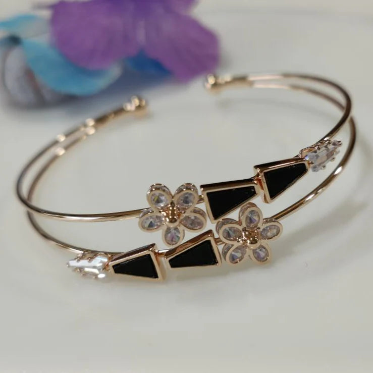 Saheli Silver/Gold/Rose Gold Plated Fancy kada